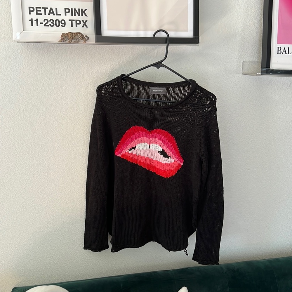 Wooden Ships lips sweater